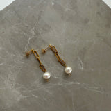 Link Pearl Earrings