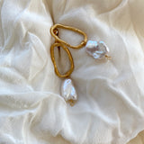 Grace 1 link pearl earring