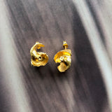 Coquille earrings