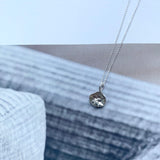 Mini flame pendant