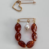Amber chain pendant