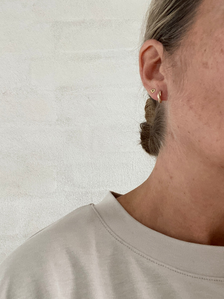 Twirl earring