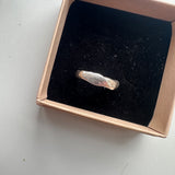 Fingerprint small chunky ring
