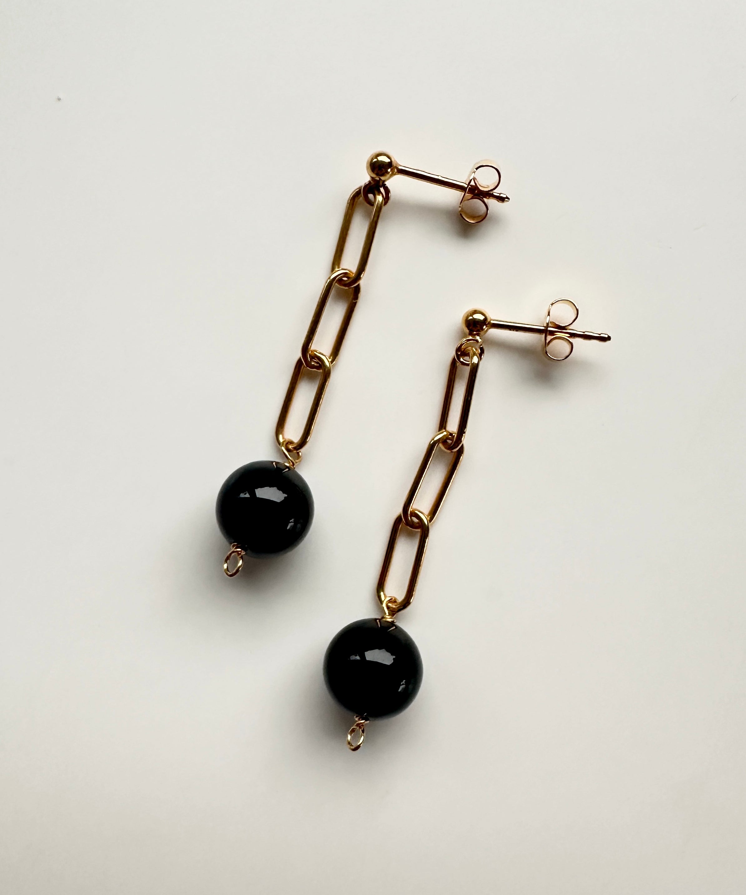 Link Onyx Earrings