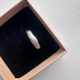 Fingerprint small chunky ring