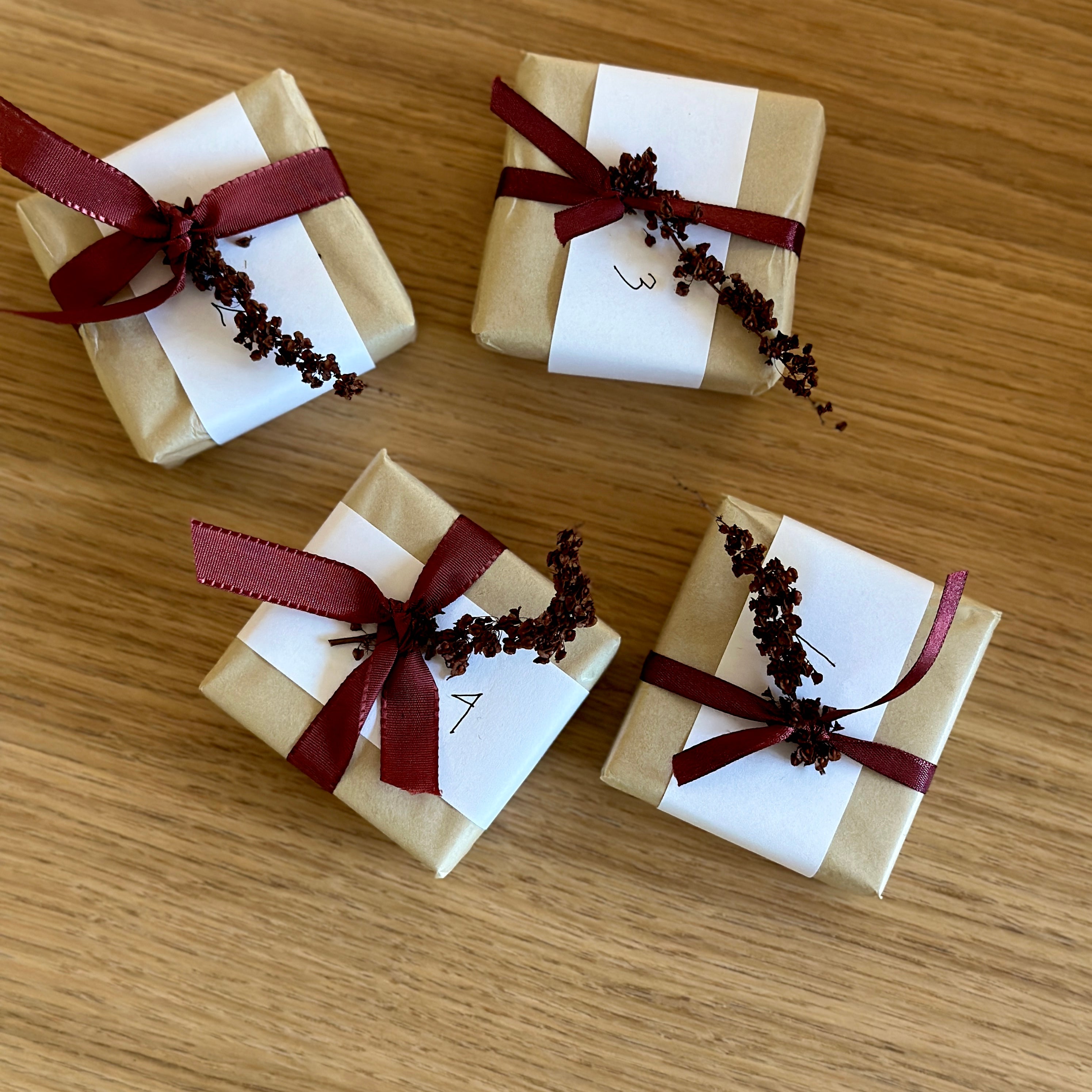 Tukli oyoqli ayollar ishtirokidagi porno filmlar Opa-singil porno uchun jinsiy aloqa bachelorette partiyasi