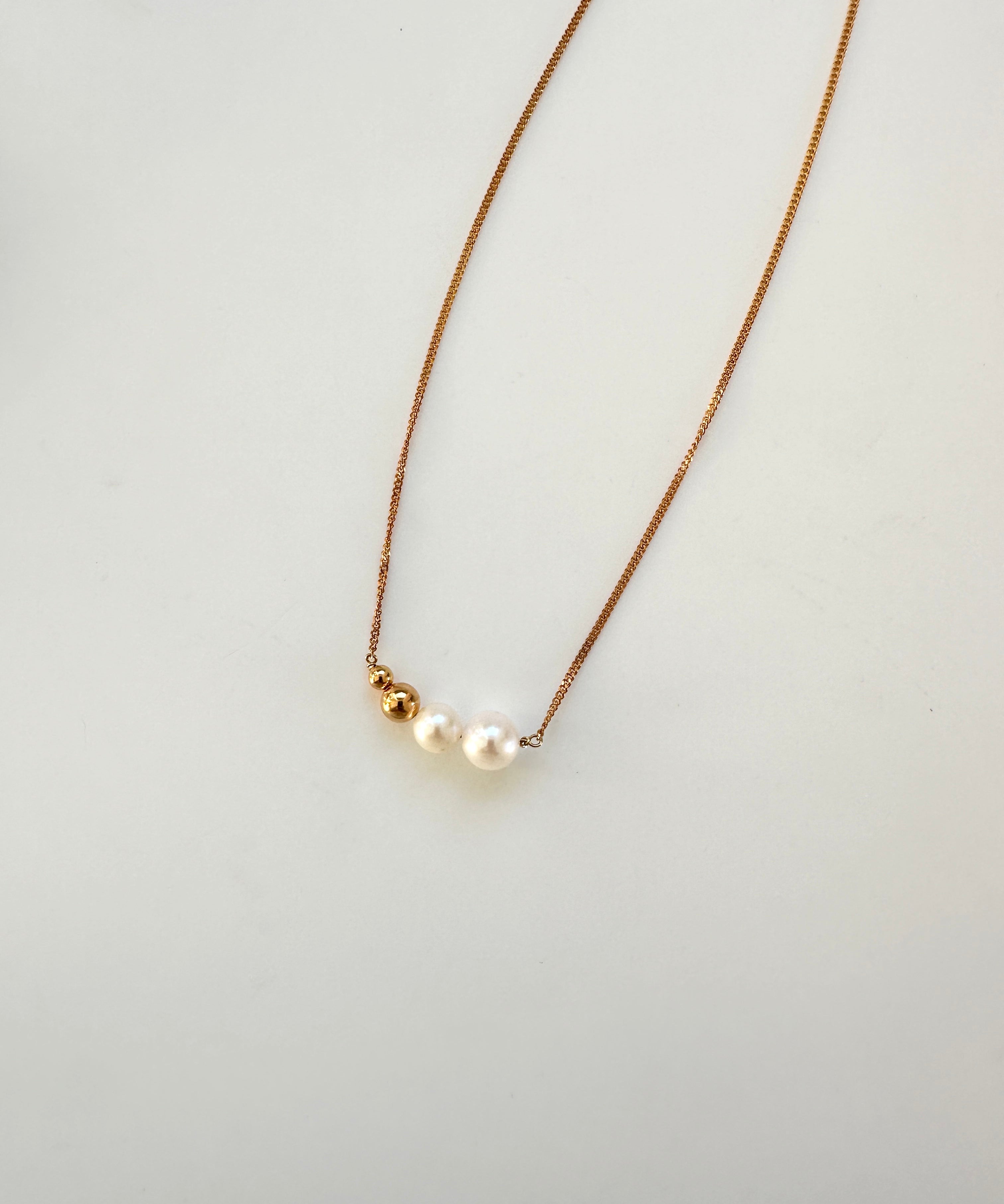 Charlotte necklace