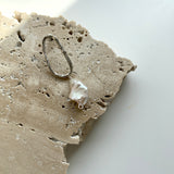 Grace 1 link pearl earring